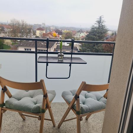 Studio Kaan Avec Terasse 5Mn Basel Airport Saint-Louis  Eksteriør billede